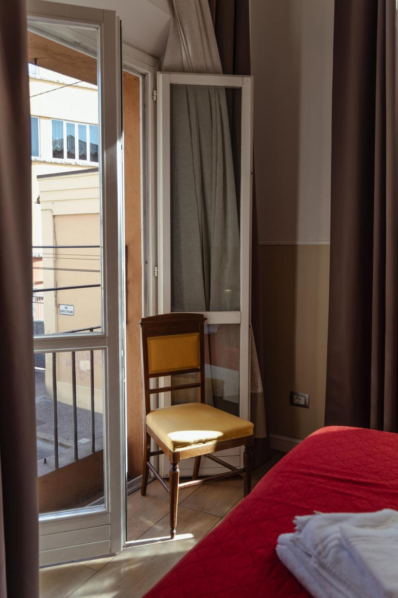 Il Tiro Rooms โบโลญญา ภายนอก รูปภาพ