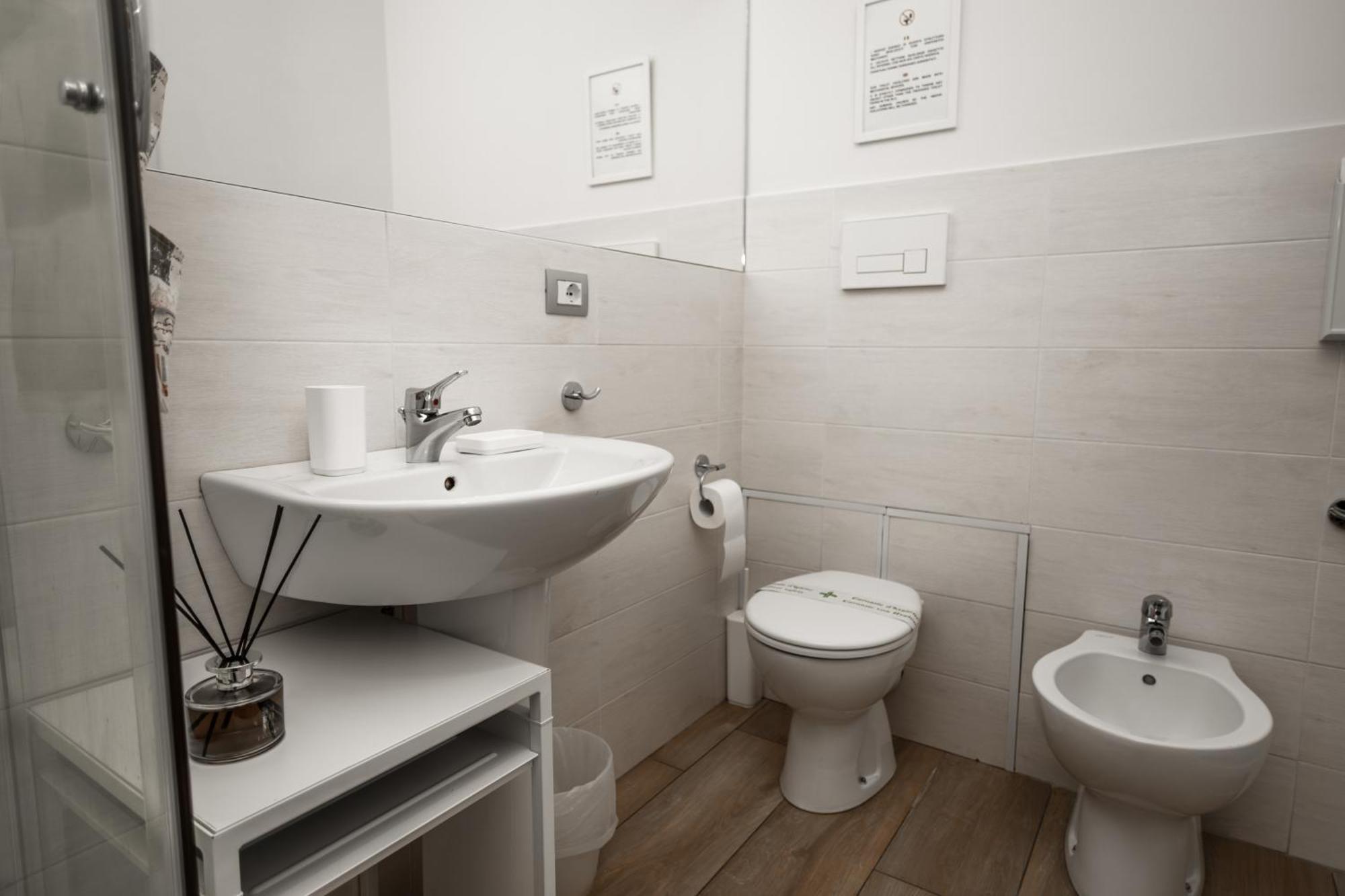 Il Tiro Rooms โบโลญญา ภายนอก รูปภาพ