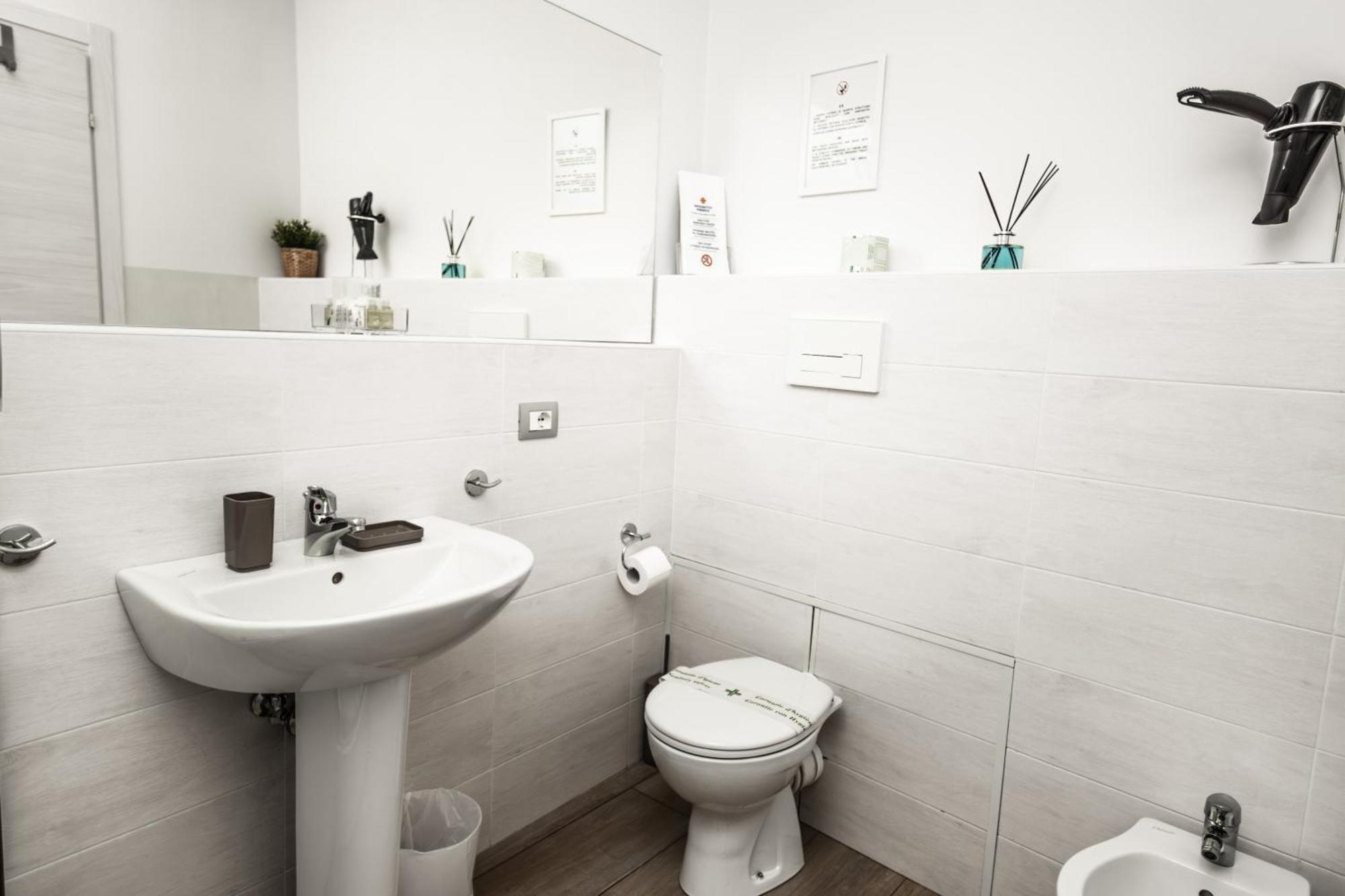 Il Tiro Rooms โบโลญญา ภายนอก รูปภาพ