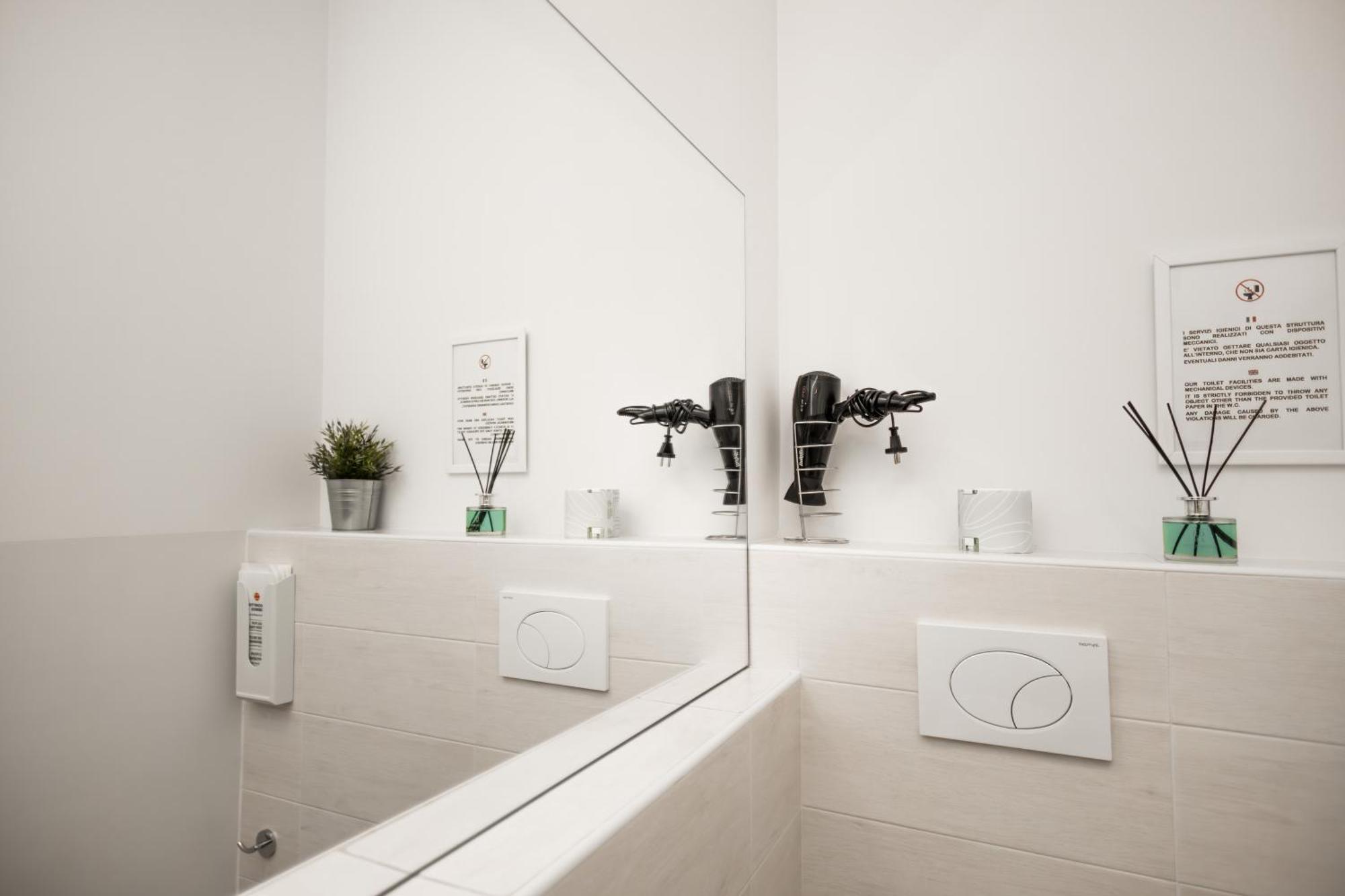 Il Tiro Rooms โบโลญญา ภายนอก รูปภาพ