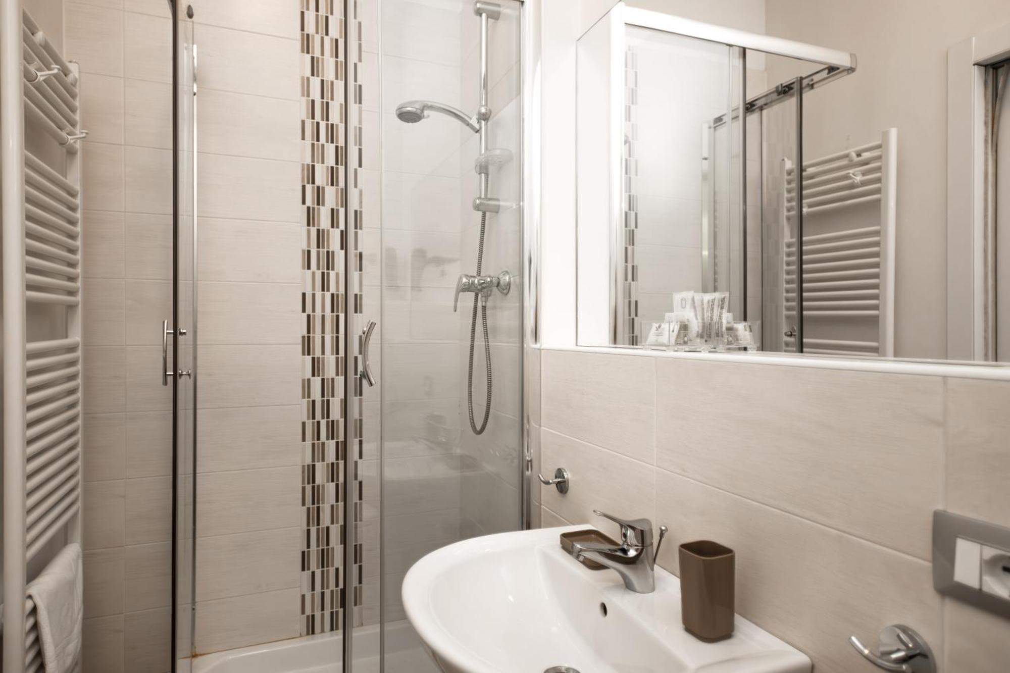 Il Tiro Rooms โบโลญญา ภายนอก รูปภาพ